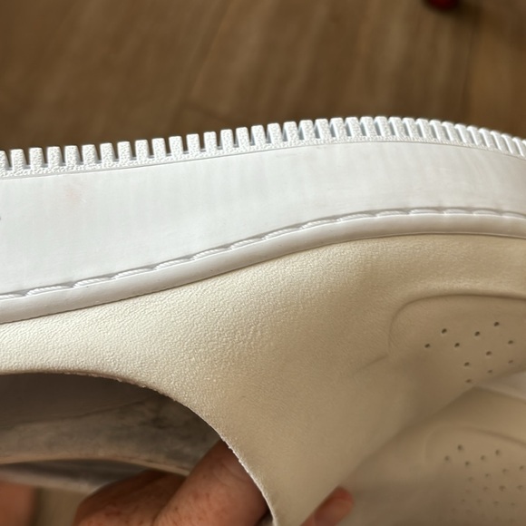 Nike Shoes - Picture 7 of 7